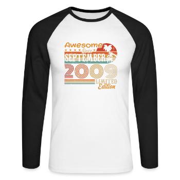 2009 September Vintage Geburtstagsgeschenk 2009 - Unisex Baseballshirt langarm - Weiß/Schwarz - Vorne - Nik (191cm)