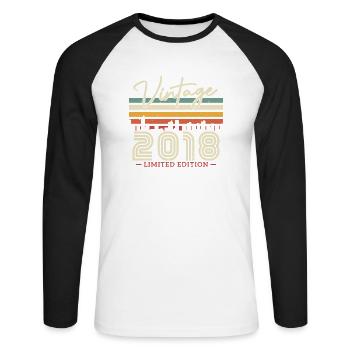 Vintage Geburtstagsgeschenk 2018 - Unisex Baseballshirt langarm - Weiß/Schwarz - Vorne - Nik (191cm)