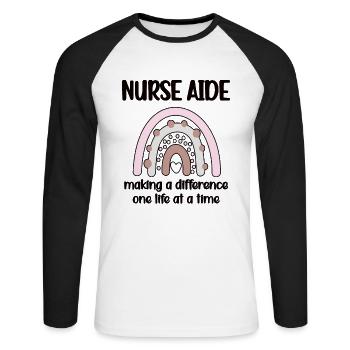 Schwesternhelferin Hilfspfleger Krankenschwester - Unisex Baseballshirt langarm - Weiß/Schwarz - Vorne - Nik (191cm)