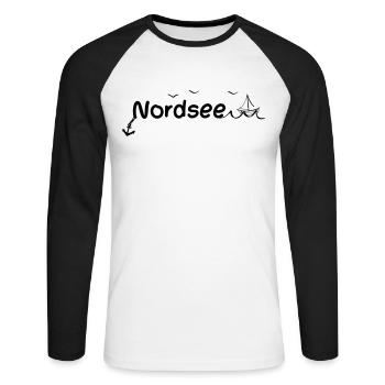 Nordsee mit Segelboot und Anker - Maritim - Unisex Baseballshirt langarm - Weiß/Schwarz - Vorne - Nik (191cm)
