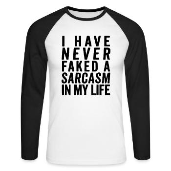 Je n'ai jamais simulé un sarcasme de ma vie - T-shirt baseball manches longues Homme - blanc/noir - Devant - Nik (191cm)