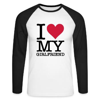 Ich liebe meine Freundin - Unisex Baseballshirt langarm - Weiß/Schwarz - Vorne - Nik (191cm)