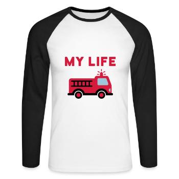 My life (Feuerwehrauto mit Leiter) - Unisex Baseballshirt langarm - Weiß/Schwarz - Vorne - Nik (191cm)