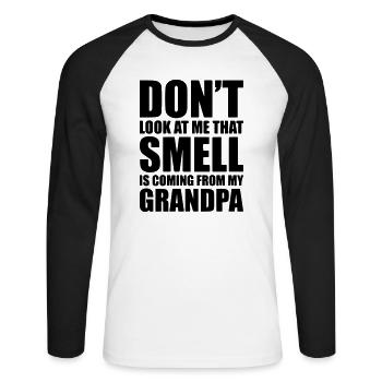 schau mich nicht an, dieser Geruch kommt aus meinem Gr - Unisex Baseballshirt langarm - Weiß/Schwarz - Vorne - Nik (191cm)