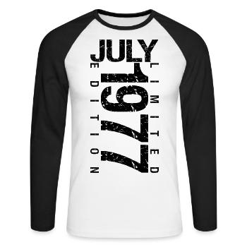 Birthday July 1977 July born in July 1977 - Unisex Long Sleeve Baseball T-Shirt - white/black - Front - Nik (191cm)