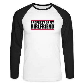 balken property of my girlfriend spruch design eig - Unisex Baseballshirt langarm - Weiß/Schwarz - Vorne - Nik (191cm)