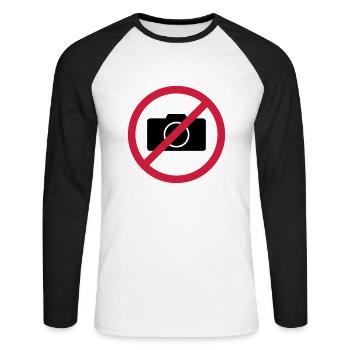 Fotografieren verboten // Anti Foto machen //Gegen - Unisex Baseballshirt langarm - Weiß/Schwarz - Vorne - Nik (191cm)