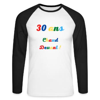 30 ans chaud devant - T-shirt baseball manches longues Homme - blanc/noir - Devant - Nik (191cm)