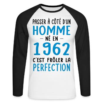 Anniversaire 60 ans - Né en 1962 Perfection - T-shirt baseball manches longues Homme - blanc/noir - Devant - Nik (191cm)