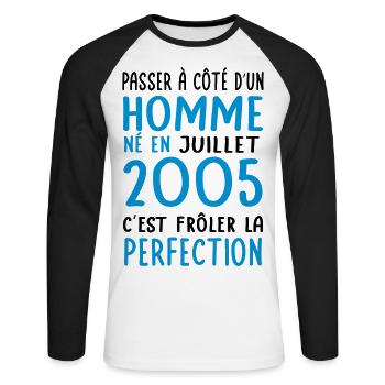 Anniversaire 20 ans - Né en Juillet 2005 - T-shirt baseball manches longues Homme - blanc/noir - Devant - Nik (191cm)