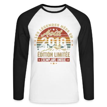 August 2018 Geburtstagsgeschenk August 2018 August - Unisex Baseballshirt langarm - Weiß/Schwarz - Vorne - Nik (191cm)