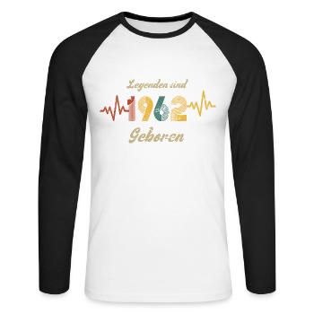 1962 Geburtstag Herzschlag Vintage Retro Spruch - Unisex Baseballshirt langarm - Weiß/Schwarz - Vorne - Nik (191cm)