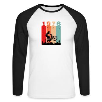 Millésime 1976 - T-shirt baseball manches longues Homme - blanc/noir - Devant - Nik (191cm)