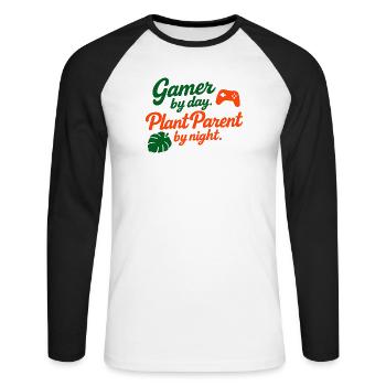 Chemise Gamer de jour Plante Parent de nuit - T-shirt baseball manches longues Homme - blanc/noir - Devant - Nik (191cm)