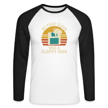 Meine erste Cloud war ein Retro-Techniker für Diskettenfestplatten - Unisex Baseballshirt langarm - Weiß/Schwarz - Vorne - Nik (191cm)