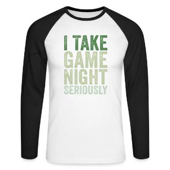 Ich nehme den Spieleabend ernst - Unisex Baseballshirt langarm - Weiß/Schwarz - Vorne - Nik (191cm)
