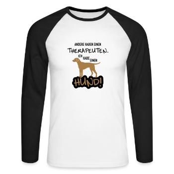 Therapie Hund - Unisex Baseballshirt langarm - Weiß/Schwarz - Vorne - Nik (191cm)
