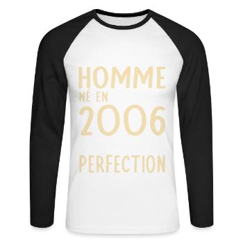 Anniversaire 20 ans - Né en Juillet 2006 - T-shirt baseball manches longues Homme - blanc/noir - Devant - Nik (191cm)