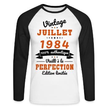 40-jähriges Jubiläum - Jahrgang - Juli 1984 - Unisex Baseballshirt langarm - Weiß/Schwarz - Vorne - Nik (191cm)