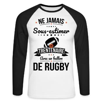Sous-estimer un trentenaire avec ballon de rugby - T-shirt baseball manches longues Homme - blanc/noir - Devant - Nik (191cm)
