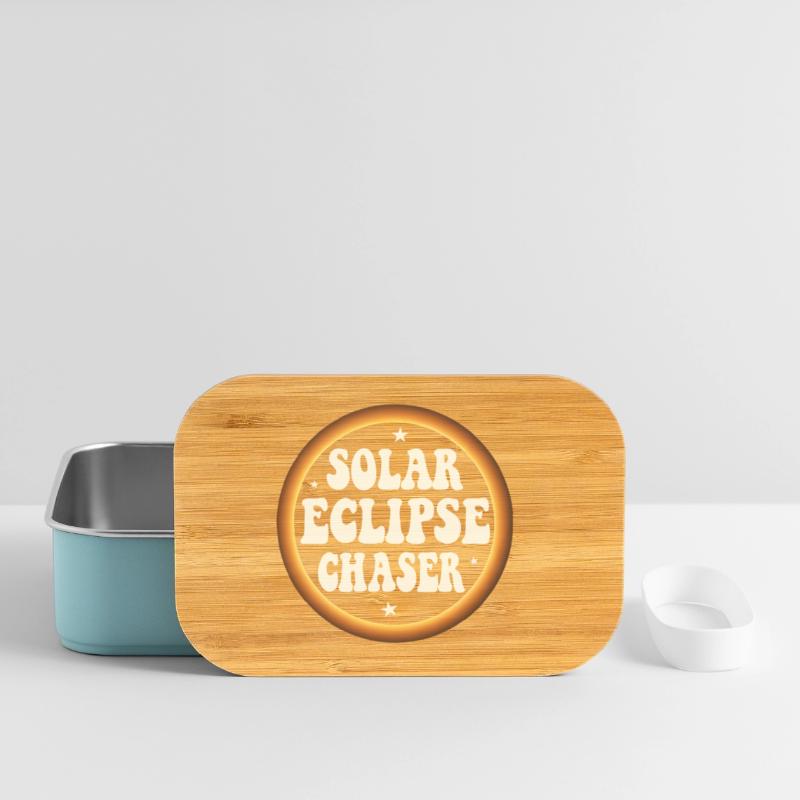 Solar eclipse chaser Lunch Box