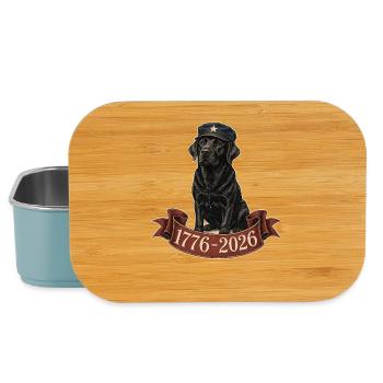 Chien patriotique labrador noir 1776–2026 - Boîte à goûter - bleu pâle - Devant
