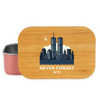 Never Forget 9/11 Skyline Nacht - Lunch Box - Hellrosa - Vorne