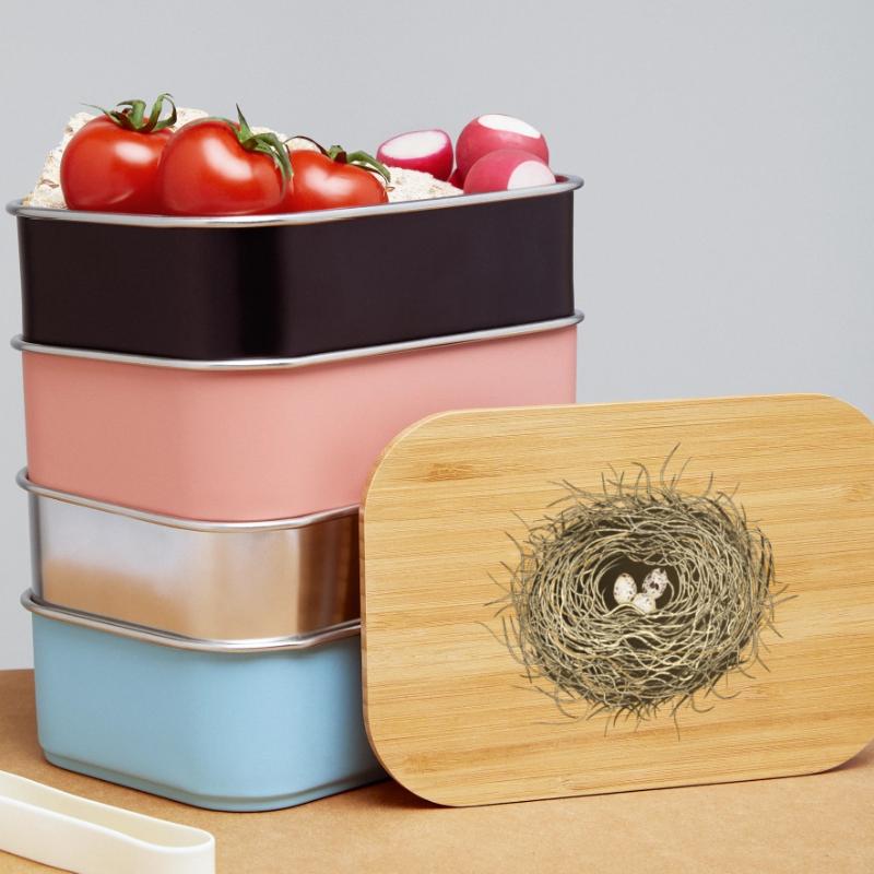 Vogelnest oder Osternest mit drei Vogel Eier Lunch Box