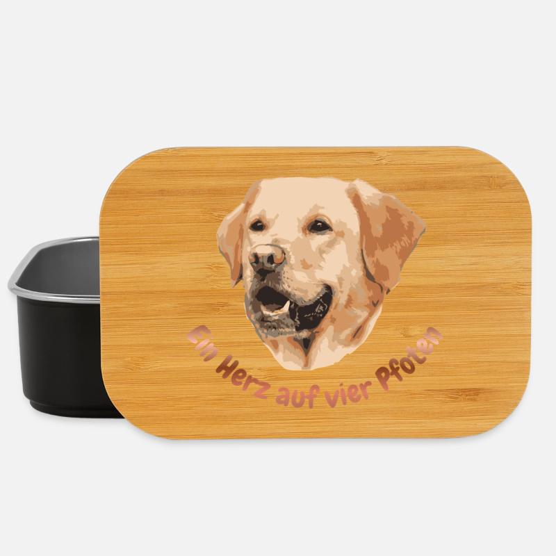 A heart on four paws - Lunch Box - black