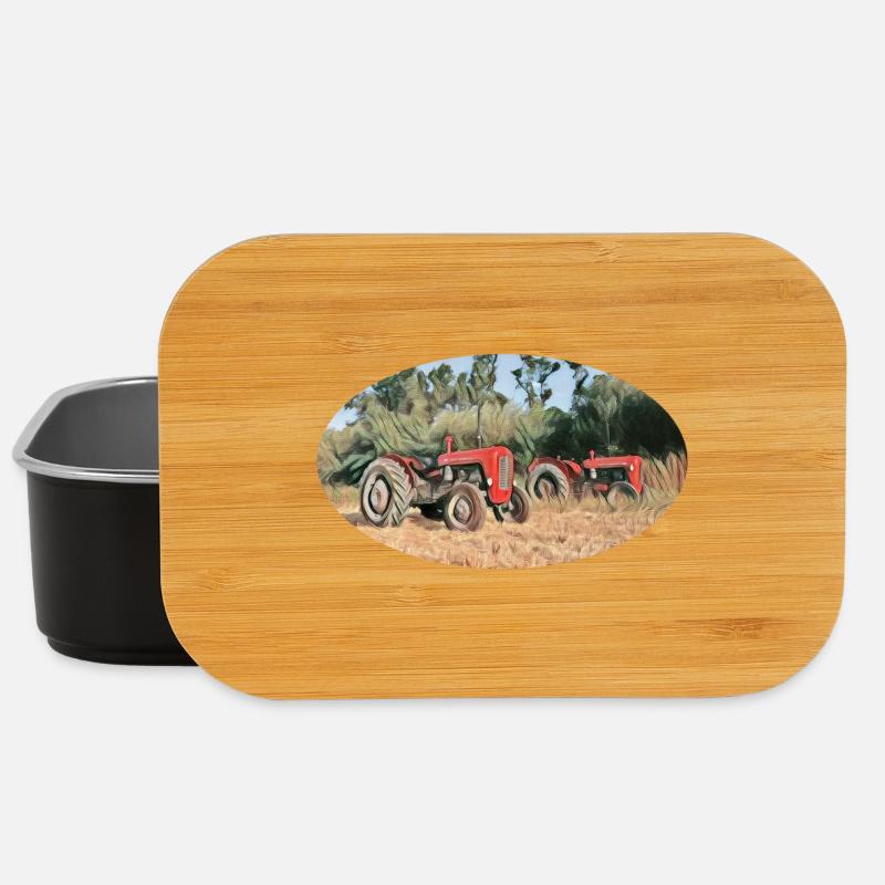 Red tractors in the field - Lunch Box - black