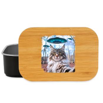Weird Funny Main Coon Cat Selfie with Alien UFOs. - Lunch Box - black - Front
