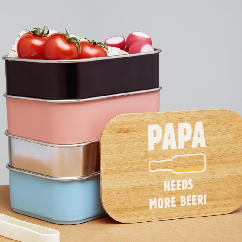 Papa Needs More Beer! (Vater Papi Bier / NEG 2C) Lunch Box