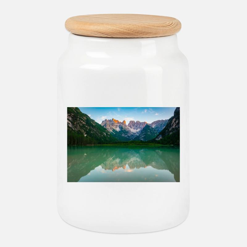 Alpensee Spiegelbild - Keksdose mit Holzdeckel - Weiß