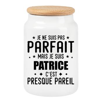 Patrice: authentisch, unvollkommen, oberflächlich, perfekt - Keksdose mit Holzdeckel - Weiß - Vorne