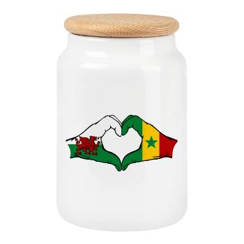 Pays de Galles Sénégal Drapeau Mains Coeur Forme - Boîte à biscuits avec couvercle en bois - blanc - Devant