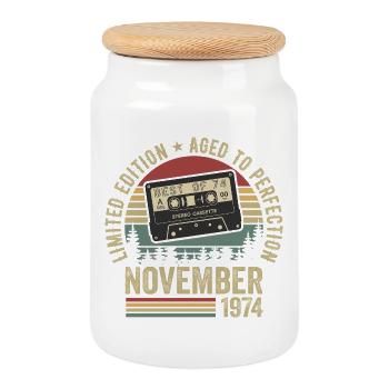 November 1974 - Cookie Jar with Wooden Lid - white - Front