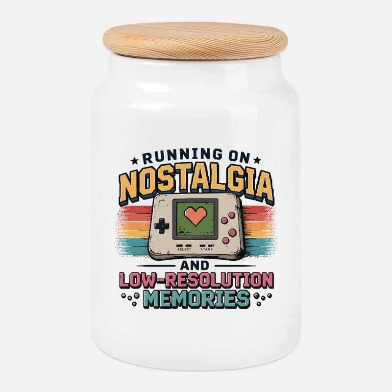 Running on Nostalgia and Low-Resolution Memories - Keksdose mit Holzdeckel - Weiß