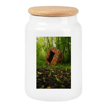 Concrete Cake in a Wild Forest, Mold Forest - Cookie Jar with Wooden Lid - white - Front