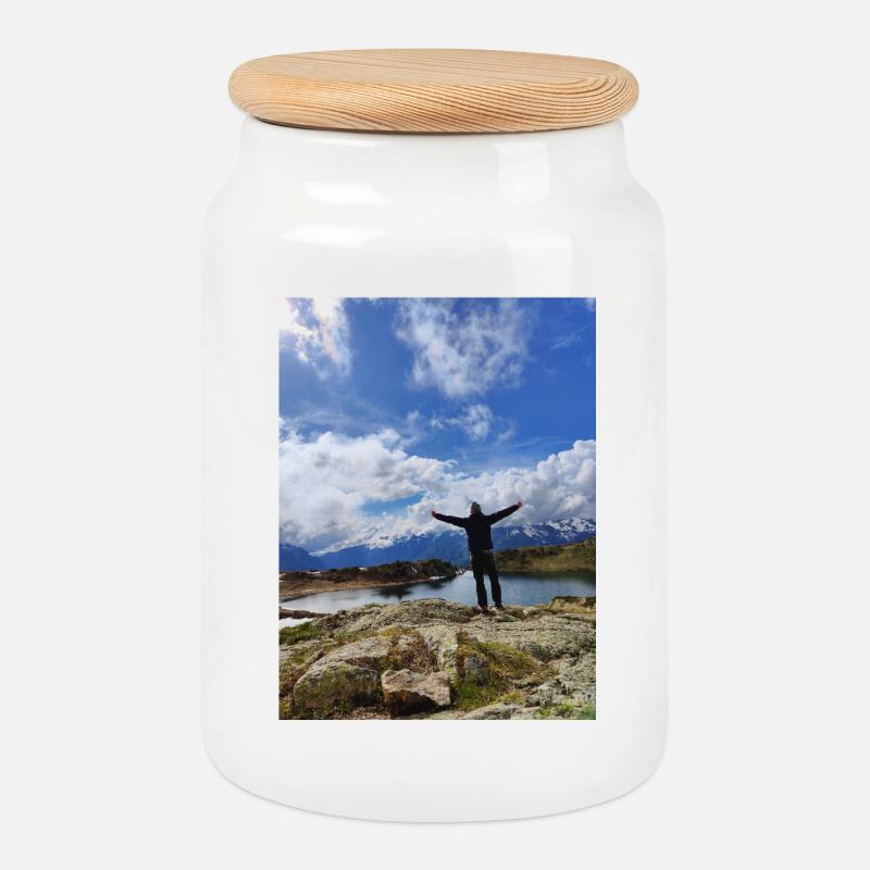 Triumphgipfel an der Spitze - Keksdose mit Holzdeckel - Weiß