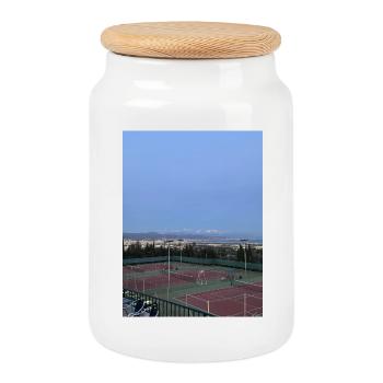 Installation de tennis panorama surplombant la ville - Boîte à biscuits avec couvercle en bois - blanc - Devant