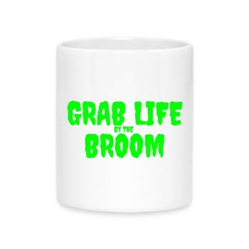 Schnapp dir das Leben vom Besen Grafikdesign - Tasse mit Herzhenkel - Weiß - Vorne