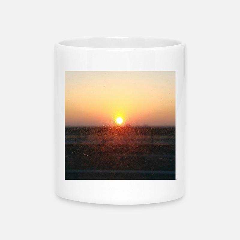 Rayon de coucher de soleil sur verre - Mug avec anse en forme de cœur - blanc