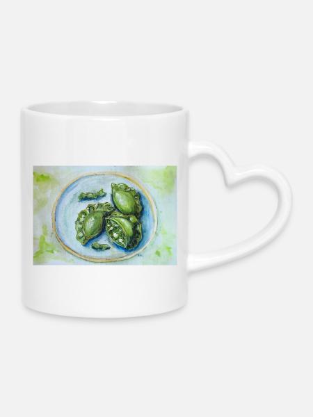 Leuchtend grüne Knödel: Aquarell-Essenskunst - Tasse mit Herzhenkel - Weiß