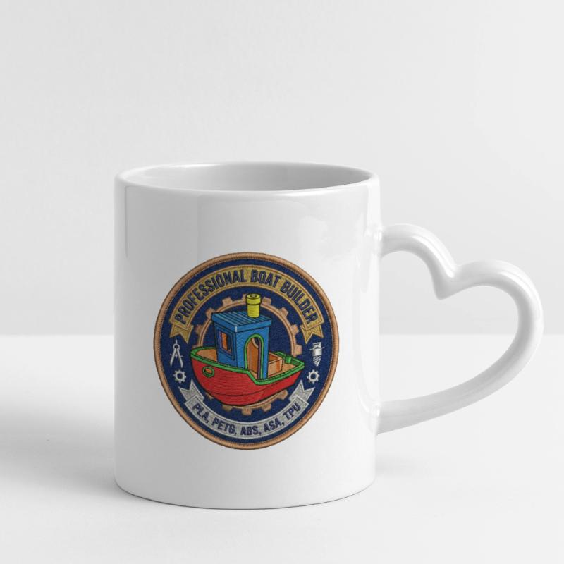 Constructeur professionnel de bateaux Benchy Patch Mug avec anse en forme de cœur