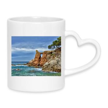 Arche marine près de la falaise - Mug avec anse en forme de cœur - blanc - Droite