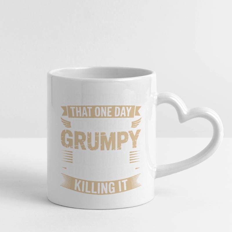Grumpy Old Man Killing It Mug avec anse en forme de cœur