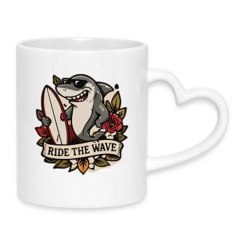 Ride the wave - Hai Surf Design - Tasse mit Herzhenkel - Weiß - Rechts