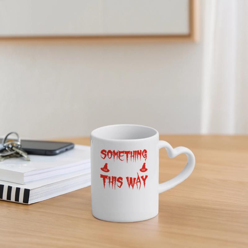 Impression de sort démoniaque Mug avec anse en forme de cœur