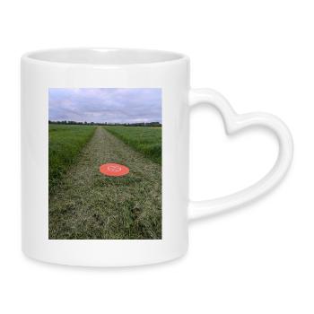 Roter Marker Feld Weg Drohnen-Parkplatz Markierung - Tasse mit Herzhenkel - Weiß - Rechts