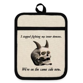 I stopped fighting my inner demons - Totenkopf - Topflappen mit Gummirückseite - Leinen/Schwarz  - Vorne